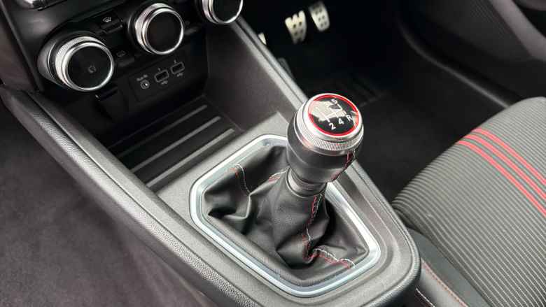 Renault Clio 1.0 TCe 100 RS Line 5dr Petrol Hatchback